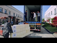 Kolon 2e container 6 eenheden van model KL360 premium touchless wasmachines wordt geladen naar Rusland