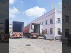 Kolon 12 eenheden van model KL360 premium touchless wasmachines hebben laden en verzenden naar Russ