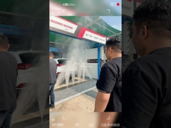 Warm welkom klant uit Iran komen om onze fabriek te bezoeken!Kolon autowasser verdient uw vertrouwen!