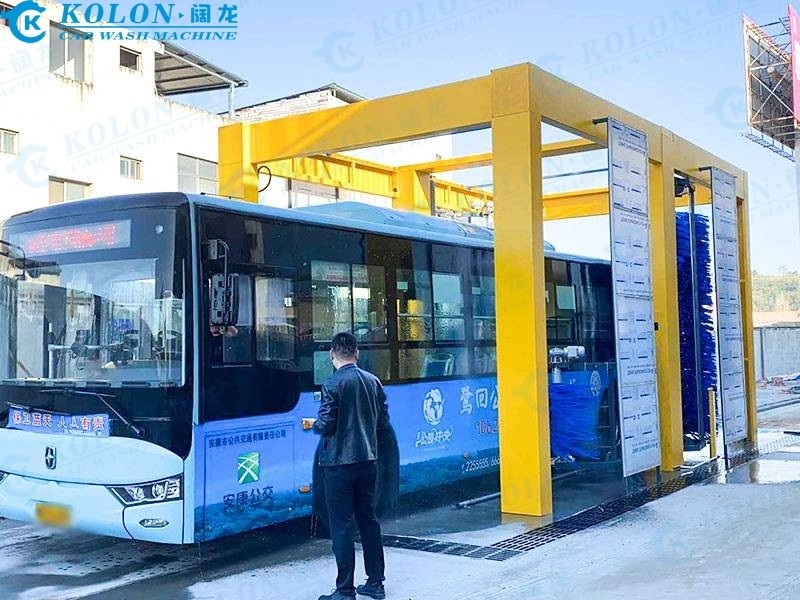 KOLON Vinnige en schoonmaakbare automatische busreinigingsmachine met 2-3min/auto schoonmaaksnelheid