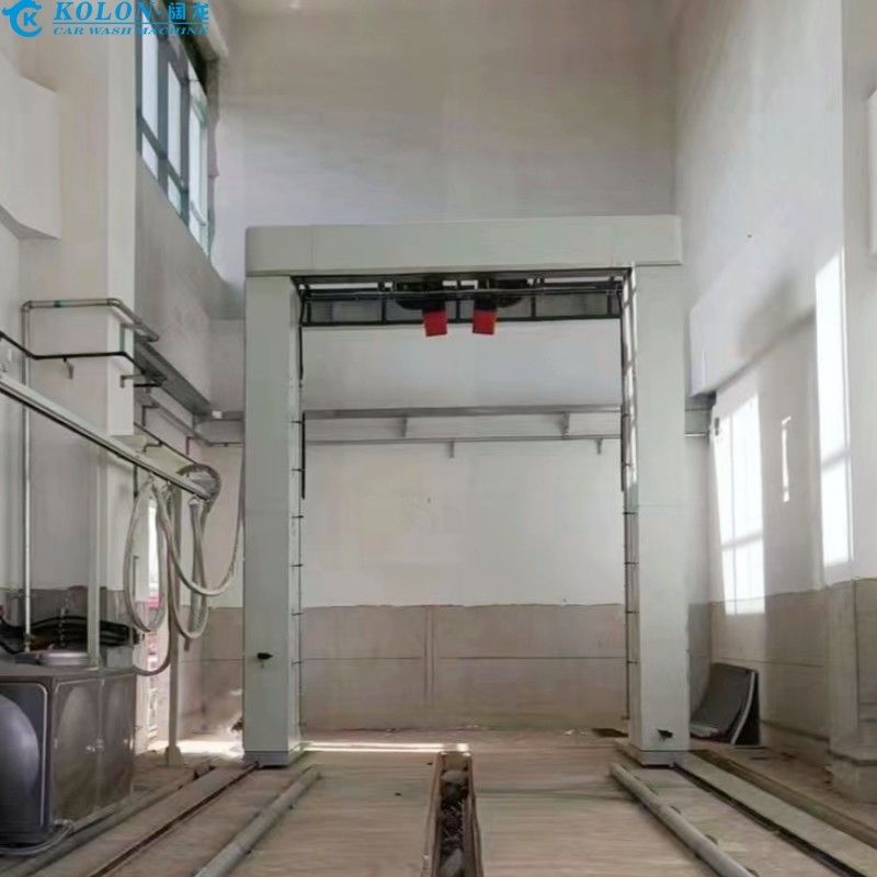 Kolon Medisch voertuig wassen en desinfecteren geïntegreerde machine Waterbesparend elektrisch buswassysteem