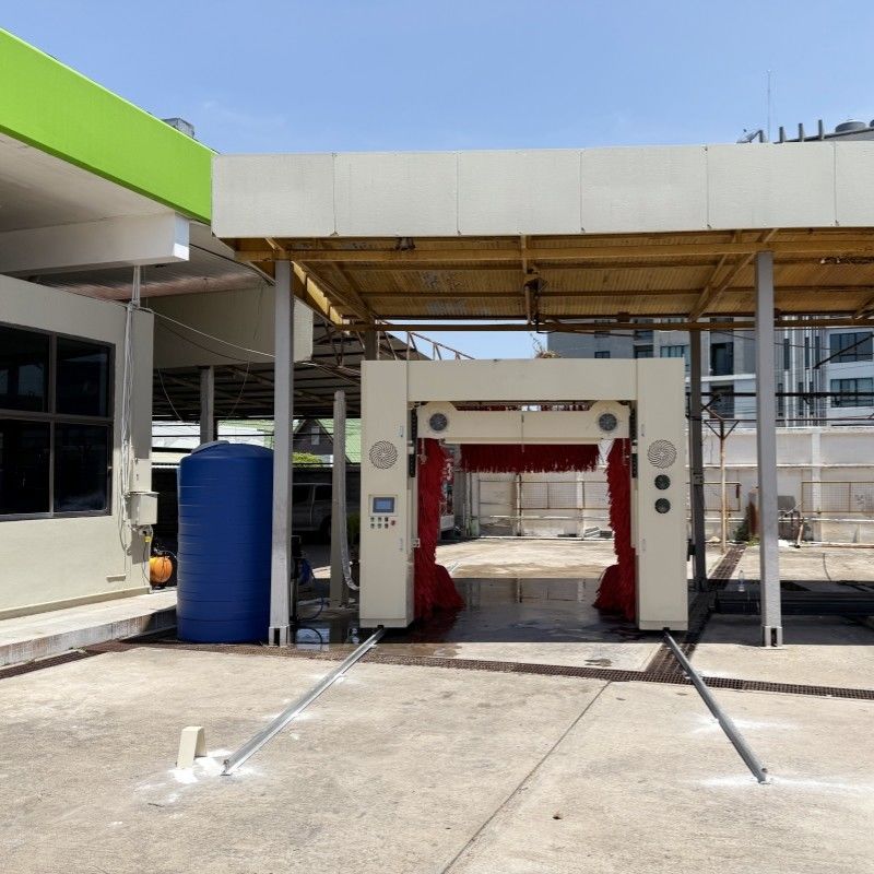 Kolon Hot Dip gegalvaniseerd stalen frame voor duurzaamheid en corrosiebestandheid in de volledig automatische roll-over autowasmachine